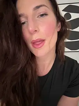 Audreygwennn online show from May 7, 5:16 pm