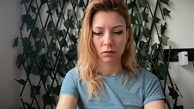 karo123421 online show from February 10, 8:17 am