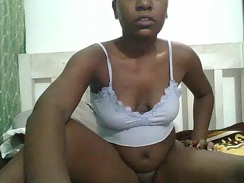 sweetchic  online show from March 31, 7:14 pm