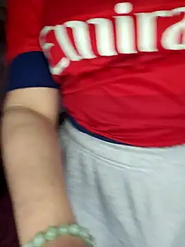 Moxxxie online show from February 9, 11:45 am