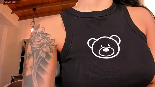 NickyLawson online show from February 11, 4:14 am