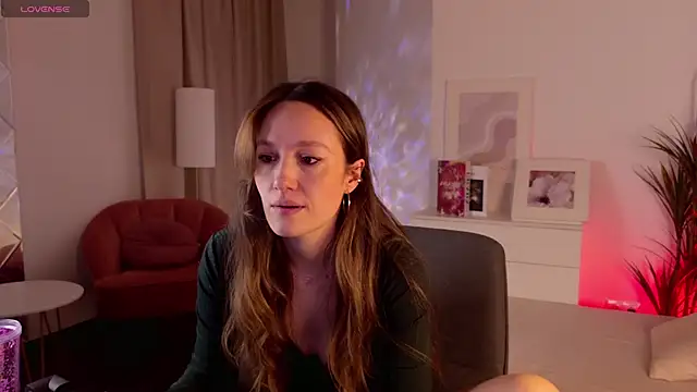 AgnesGoddess online show from March 5, 2:40 am