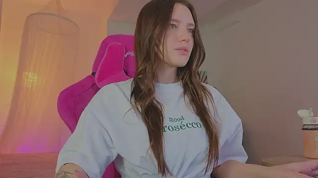 JennyDens online show from March 19, 4:33 pm