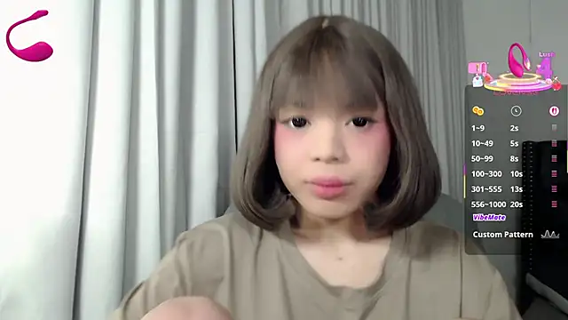 Snapshot of SweetCheska19 chatting on September 11, 9:15 pm SweetCheska19 online show from September 11, 9:15 pm