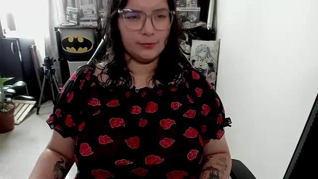 aika-dreams online show from March 20, 2:22 pm