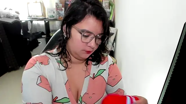 aika-dreams online show from November 4, 12:54 pm