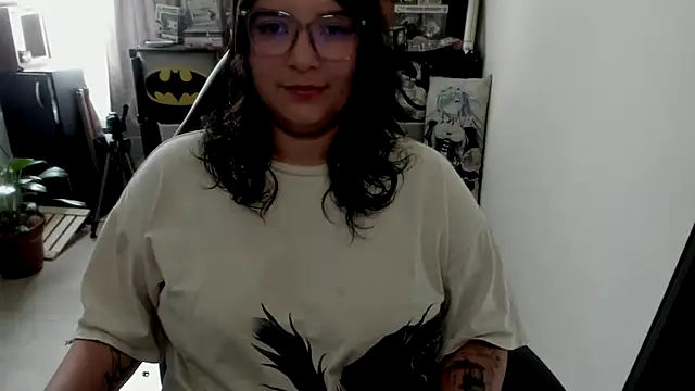 aika-dreams online show from March 30, 2:16 pm