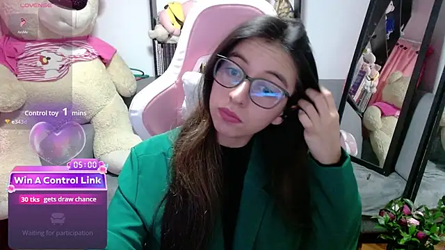 Maggie Fox3 online show from March 5, 1:56 am