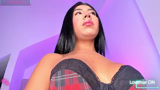 VictoriaVX online show from November 13, 5:28 am