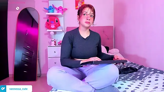 Vannessa  Shy online show from January 18, 4:47 pm