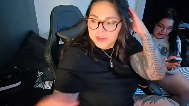 drizzypeach602 online show from April 22, 2:41 am