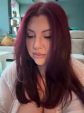 CurvyKimmy1 online show from May 14, 9:37 am