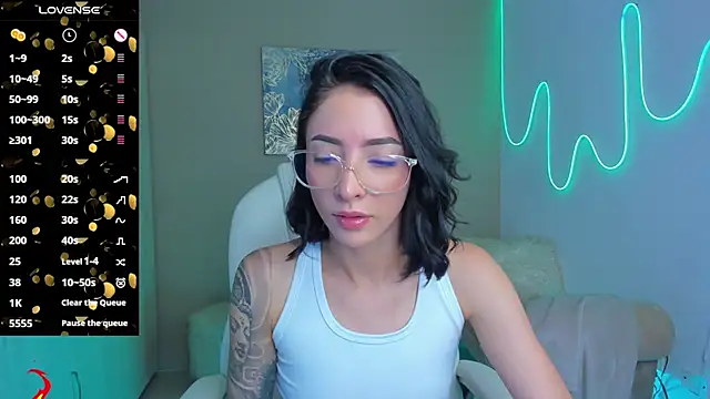 Snapshot of barbie_scoth_ chatting on October 7, 8:02 pm barbie scoth  online show from October 7, 8:02 pm
