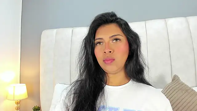  BunnyNaugthy online show from November 14, 12:05 pm