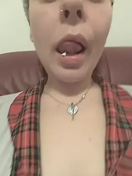 Stoned-baby69 online show from December 14, 9:31 pm