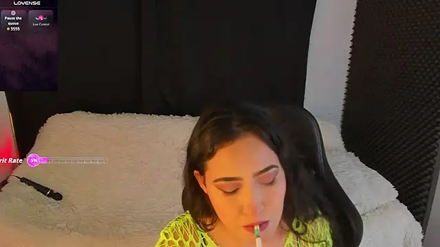 rosario215B online show from November 29, 4:27 am