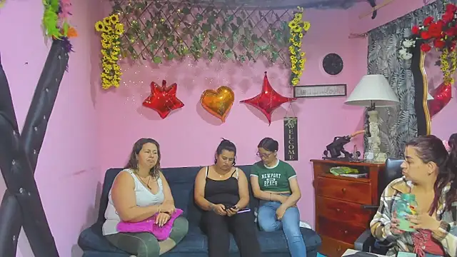 lesbiancuple online show from March 17, 11:58 am