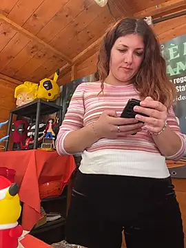 DaisyVibesss online show from December 20, 12:53 pm