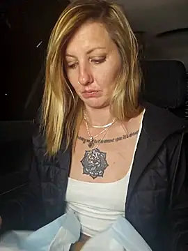 SheIsSomething online show from January 16, 4:41 am