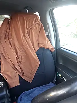 SheIsSomething online show from February 7, 1:09 am