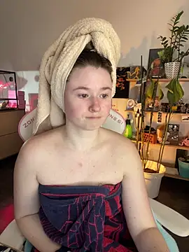 sweetest pie online show from April 19, 6:10 pm