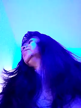 karlablue  online show from October 26, 6:47 pm