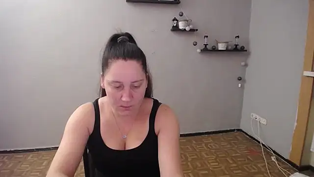 Snapshot of JosieJun_ chatting on October 5, 7:41 pm JosieJun online show from October 5, 7:41 pm