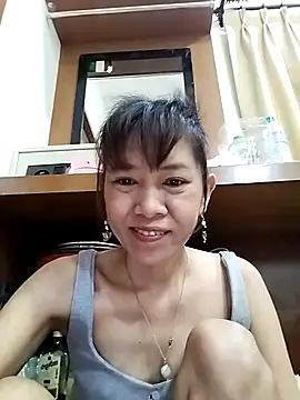 Little suzy5 online show from May 24, 7:24 pm