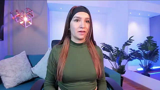 miataylorr1 online show from February 4, 12:08 pm