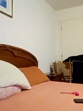 CALDA-AKIRA online show from January 10, 6:51 am