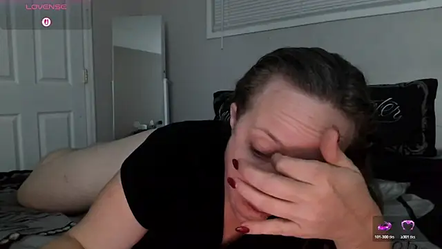 julimonroe online show from November 28, 2:03 am