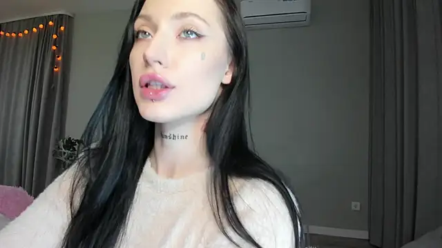 JenniferQueen11 online show from October 24, 1:18 pm