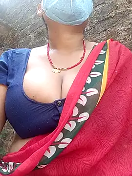 Snapshot of Lattika-Bhabhi chatting on September 21, 6:12 am Lattika-Bhabhi online show from September 21, 6:12 am