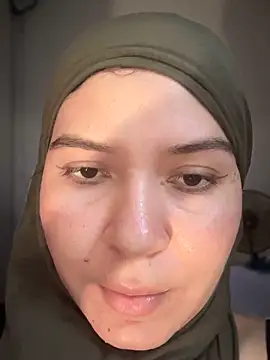 MatchedEyebrow online show from November 25, 8:42 pm