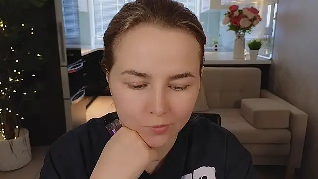 Mira Mermayd online show from March 14, 8:26 am