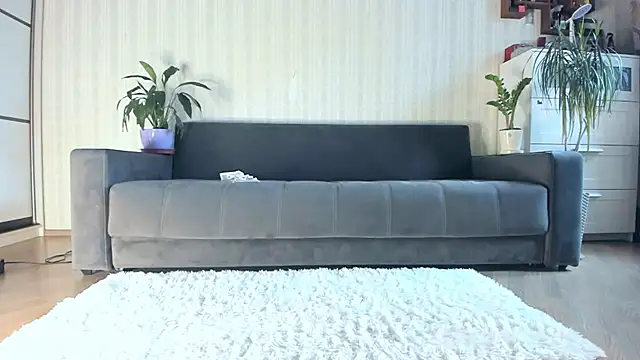 Jessica Rubatte online show from April 16, 1:44 pm