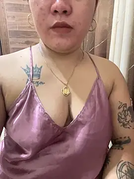 newasiangirl online show from May 17, 8:35 am