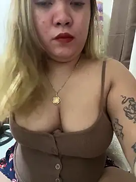 newasiangirl online show from May 19, 3:41 pm