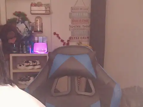 Manilagirl xx online show from March 24, 5:46 am