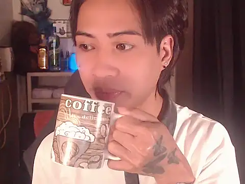 Manilagirl xx online show from June 11, 5:04 am
