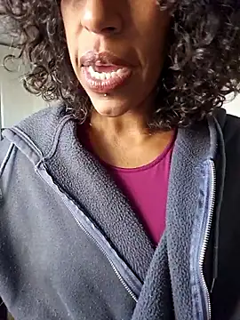 Goldenlace online show from November 28, 12:41 pm