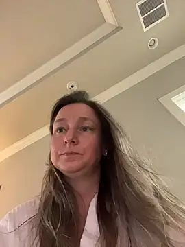 Vivian MayXxX online show from November 21, 8:44 pm