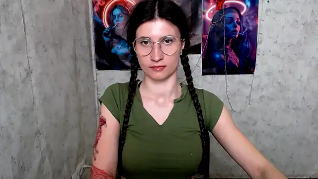 MaryEm976 online show from April 19, 7:08 am