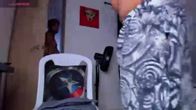 Cloudy pigDude online show from April 9, 3:31 am