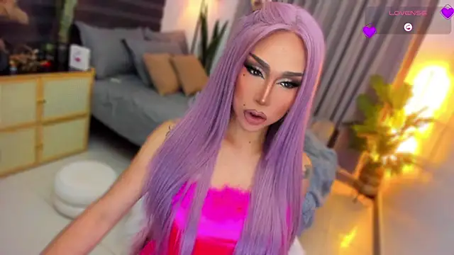 yourbabygoddess online show from August 9, 5:38 pm