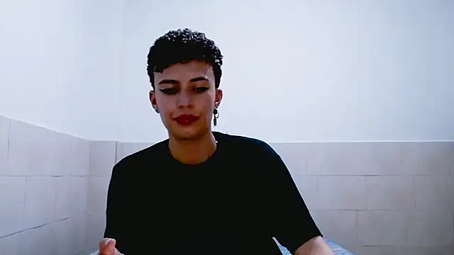 Cocain Atenea online show from April 2, 9:45 pm