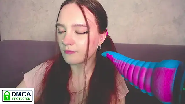 Alyssa   Scarlet online show from December 15, 9:25 am