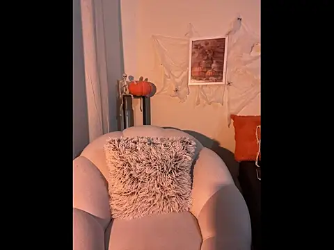 loolla 23 online show from November 1, 1:43 am