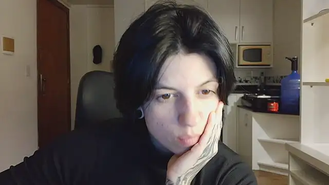 kyslrana online show from July 1, 12:32 am