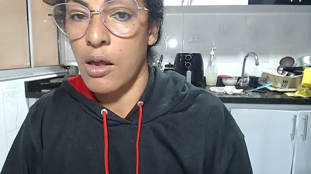 kateleyagrey online show from March 25, 3:15 pm